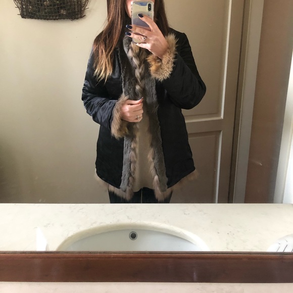 Red and silver fox fur coat - Picture 8 of 9